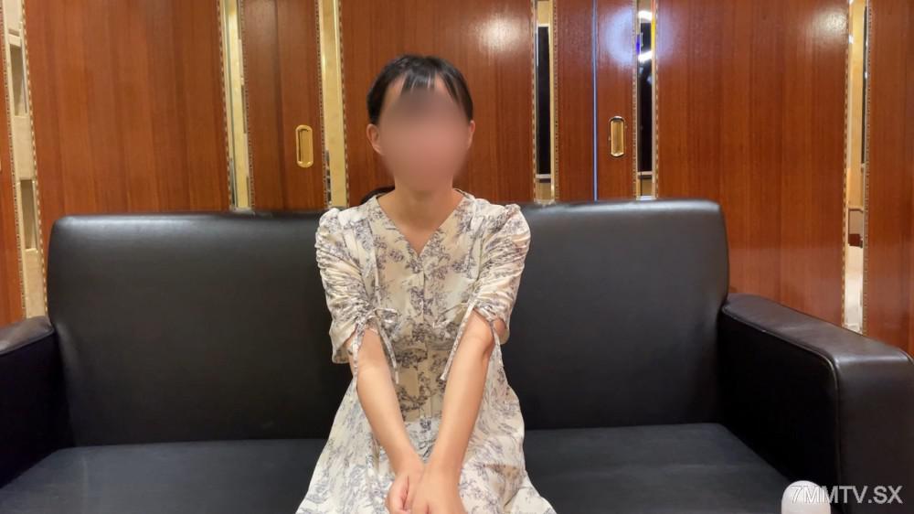 [無碼]fc2-ppv 4742346 【再販無し】㊙美女與的中出解禁自拍。1小時40分超長篇，徹底刺激並射精內射。