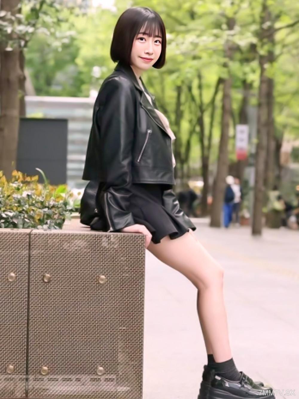 [無碼]fc2-ppv 4920080 【無修正】《3日間限定》新卒一年目的害羞短髮美女生插拍攝♡第一次的M字開腿讓整個私密處被深入觀察‼※贈品是同事ちせ的友插影片！| FC2電子市場
