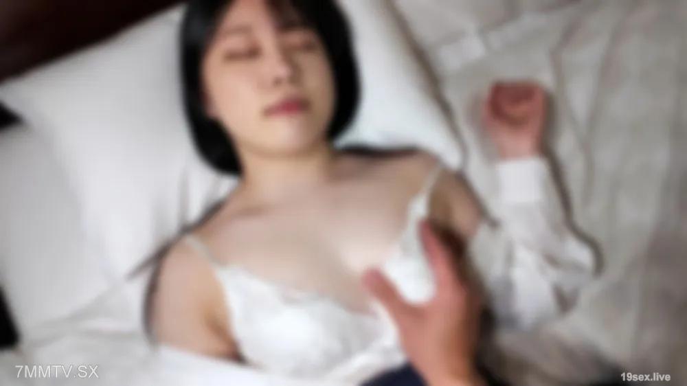 [無碼]FC2-PPV 4450151 19歲的偶像候選人，第一個與成人公雞一起對櫻花的教育