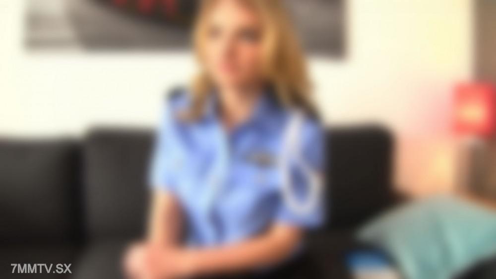 [無碼]fc2-ppv 4897080 【無】日本男兒vs金髮女子 現地租了房間後警察來了，被懷疑了，但看著她的屁股讓我興奮，不知不覺就上了她(;