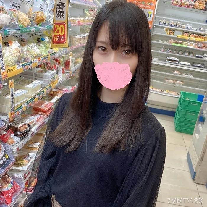 [無碼]fc2-ppv 3304050 FC2-PPV-3304050 把一個酷美苗條的女人帶回家，把它變成玩具