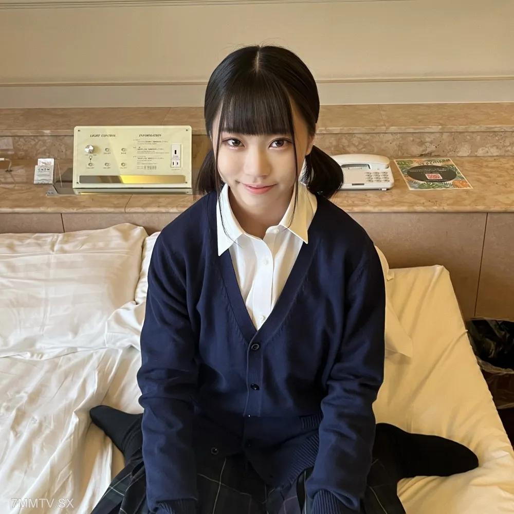 [無碼]fc2-ppv 3176596 帕魯魯一樣的凜醬，18 歲！放在裡面求求 FC2-PPV-3176596