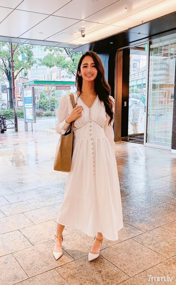 Fc2-ppv 2954859 [全力滿金] Icharab 在丈夫面前戴綠帽子 FC2-PPV-2954859