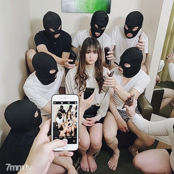 [無碼]fc2-ppv 2749081 【限時1週2480→3480】【無/臉漂白/制裁】總計100分鐘。底層的男人們制裁了那個誤會了她的青春和外貌的白皙巨乳女人。 FC2-PPV-2749081