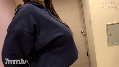 [無碼]fc2-ppv 2675206 *限定【夾著奶操的衣服】奇蹟Lcup辣妹第一次操！借用比臉還大的巨乳，捏捏餵奶打手槍2次射精！ [第一次有限福利：母乳喂養handjob] FC2-PPV-2675206