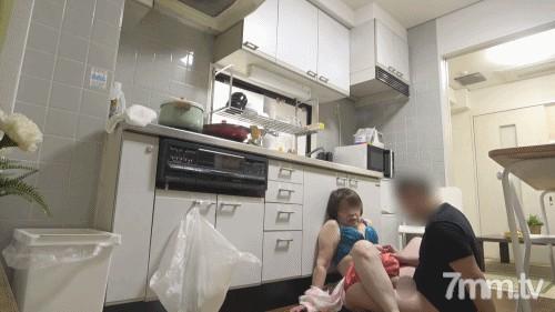 [無碼][fc2-ppv 2484869]【無修正ｘ個人撮影】愛奴5號的母親！？突然闖進家裡，「您女兒正在外遇」，結果卻被發現是外遇對象，熱辣超過六十的超熟女在廚房被侵犯並偷拍ｗ FC2-PPV-2484869