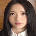 優木カリナ